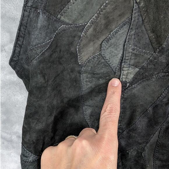 VTG Italian Stone Design Vest Mens 2X Suede Leather Snaps Biker Black Patchwork - Picture 3 of 6